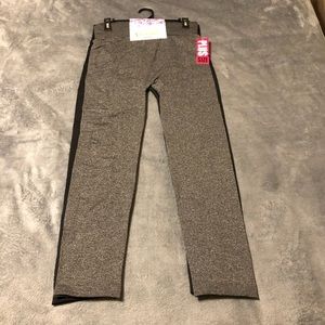 L Shosho Juniors Plus Size Fleece Leggings